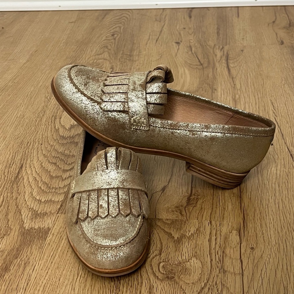 Seychelles Bevy Kiltie Metallic Gold Leather Fringe Block Heel Loafers Shoes 7